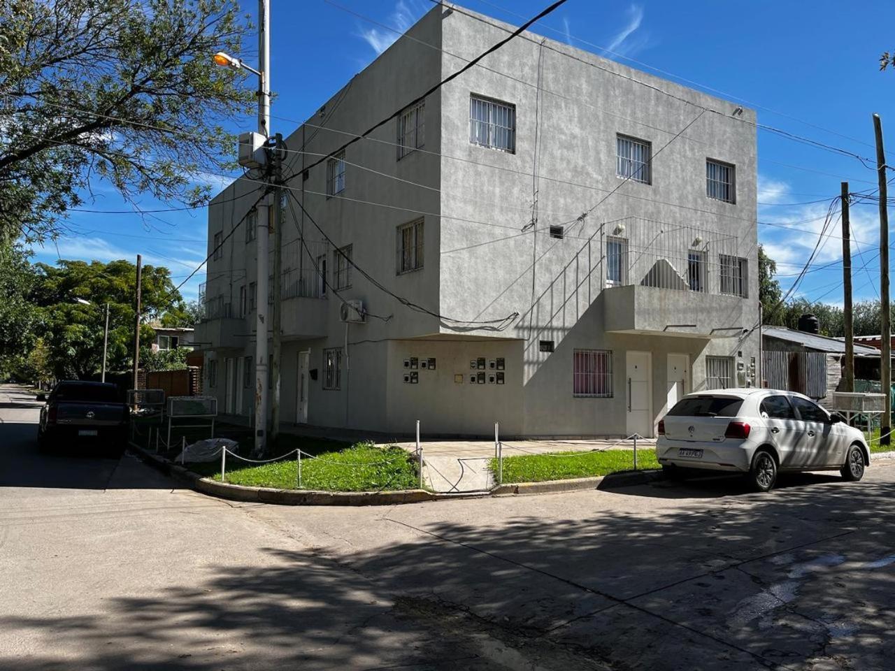 Lh Planta Baja C En A 15 Minutos Del Aeropuerto Apartment *